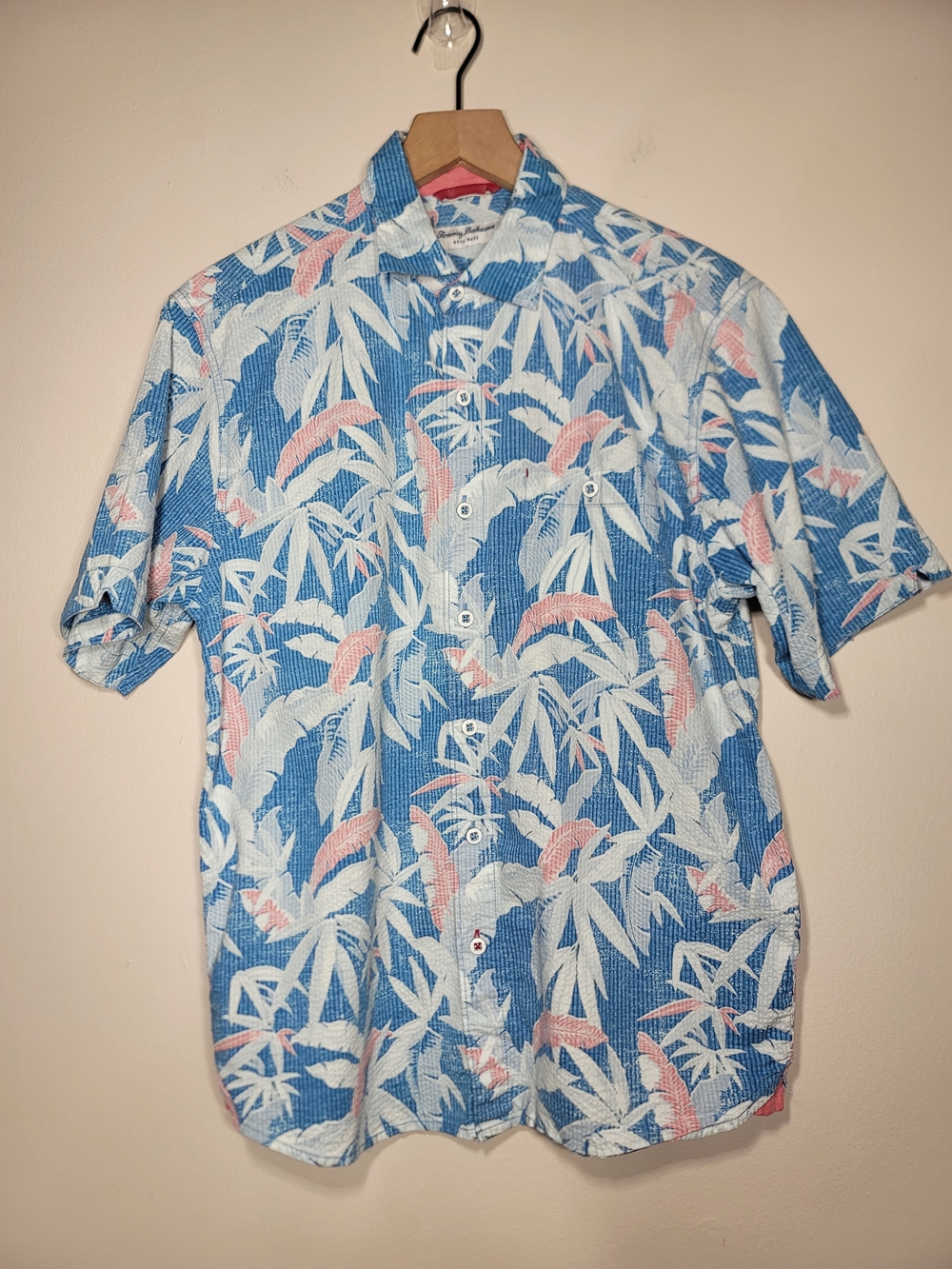 Tommy Bahama Nova Wave Seersucker Camp Shirt Coastal Resort Aesthetic Sz M